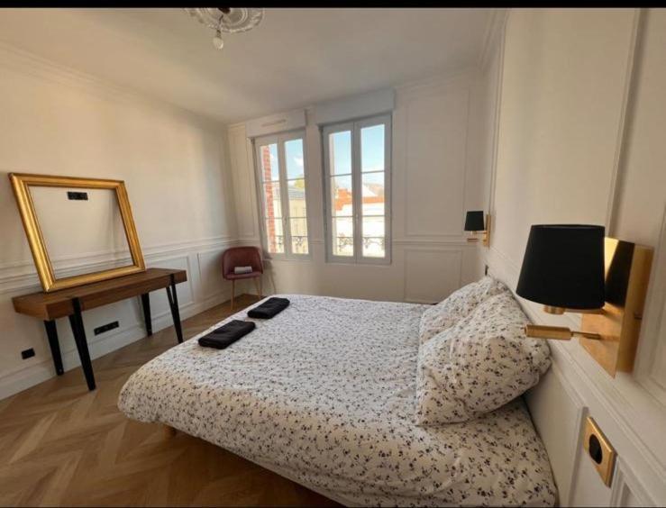 Bulle De Champagne : Petit Cocon En Plein Centre Apartment Epernay Ngoại thất bức ảnh