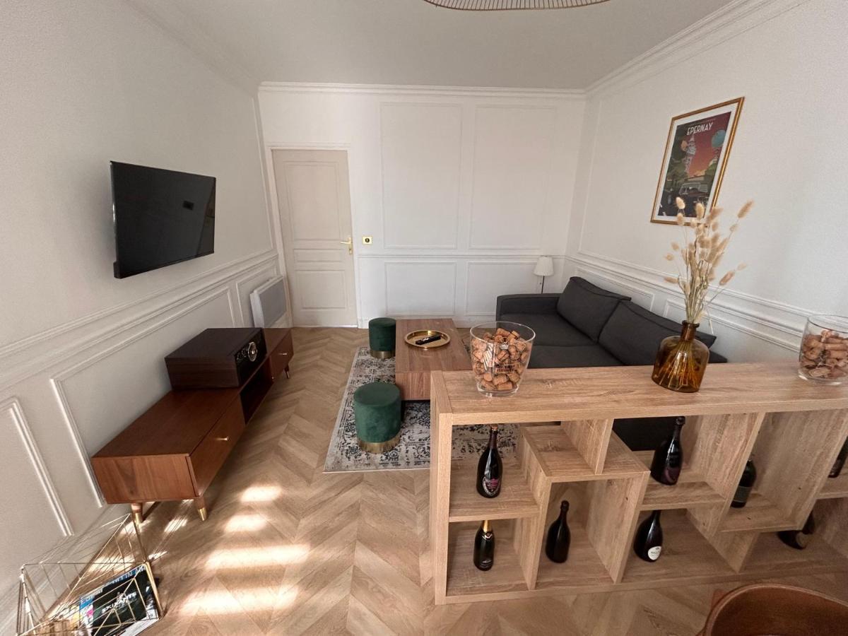 Bulle De Champagne : Petit Cocon En Plein Centre Apartment Epernay Ngoại thất bức ảnh
